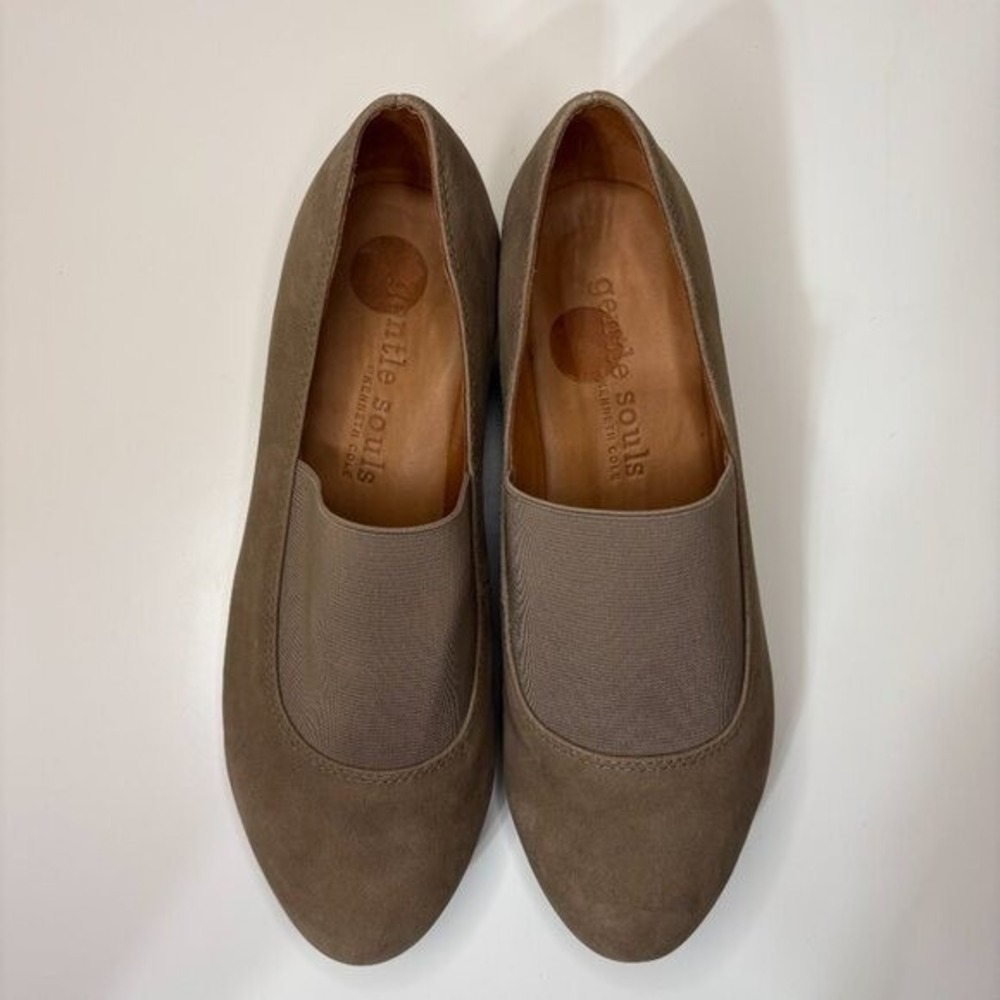 Gentle Souls by Kenneth Cole Women Nova Demi-Wedge Work Shoe Size 8 Brown Office - Picture 3 of 9